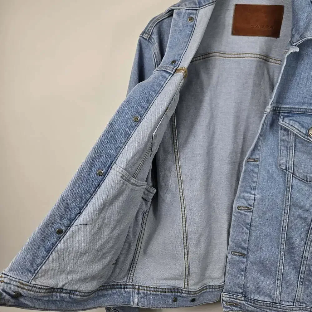 Gabba details brand